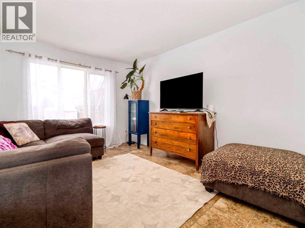 244 Kodiak Boulevard N, Lethbridge, Alberta  T1H 3P6 - Photo 14 - A2294079