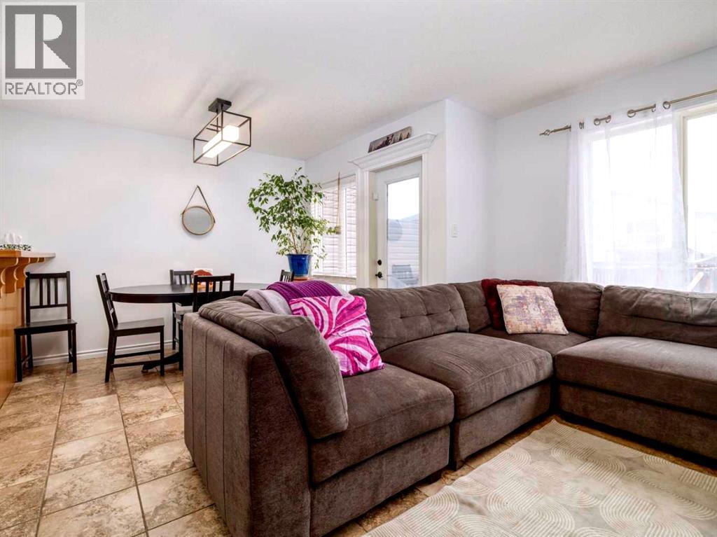 244 Kodiak Boulevard N, Lethbridge, Alberta  T1H 3P6 - Photo 15 - A2294079