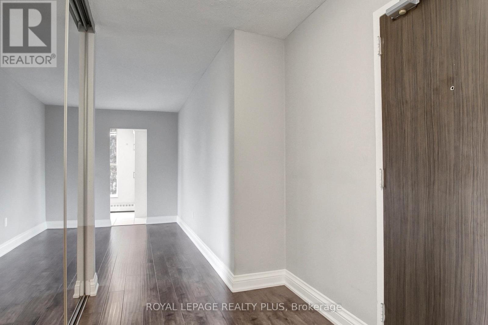 309 - 420 Mill Road, Toronto, Ontario  M9C 1Z1 - Photo 5 - W13049946