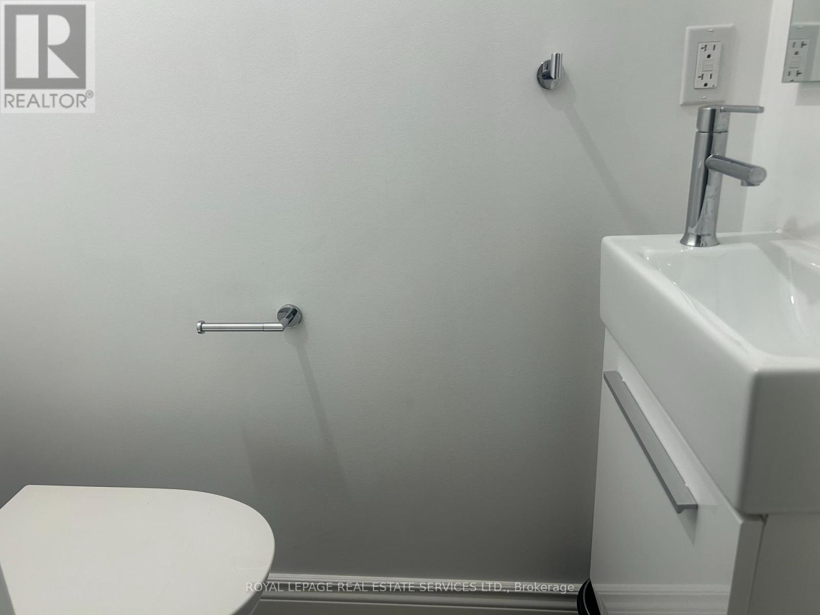 40 Prince Rupert Avenue, Toronto, Ontario  M6P 2A7 - Photo 12 - W13049990