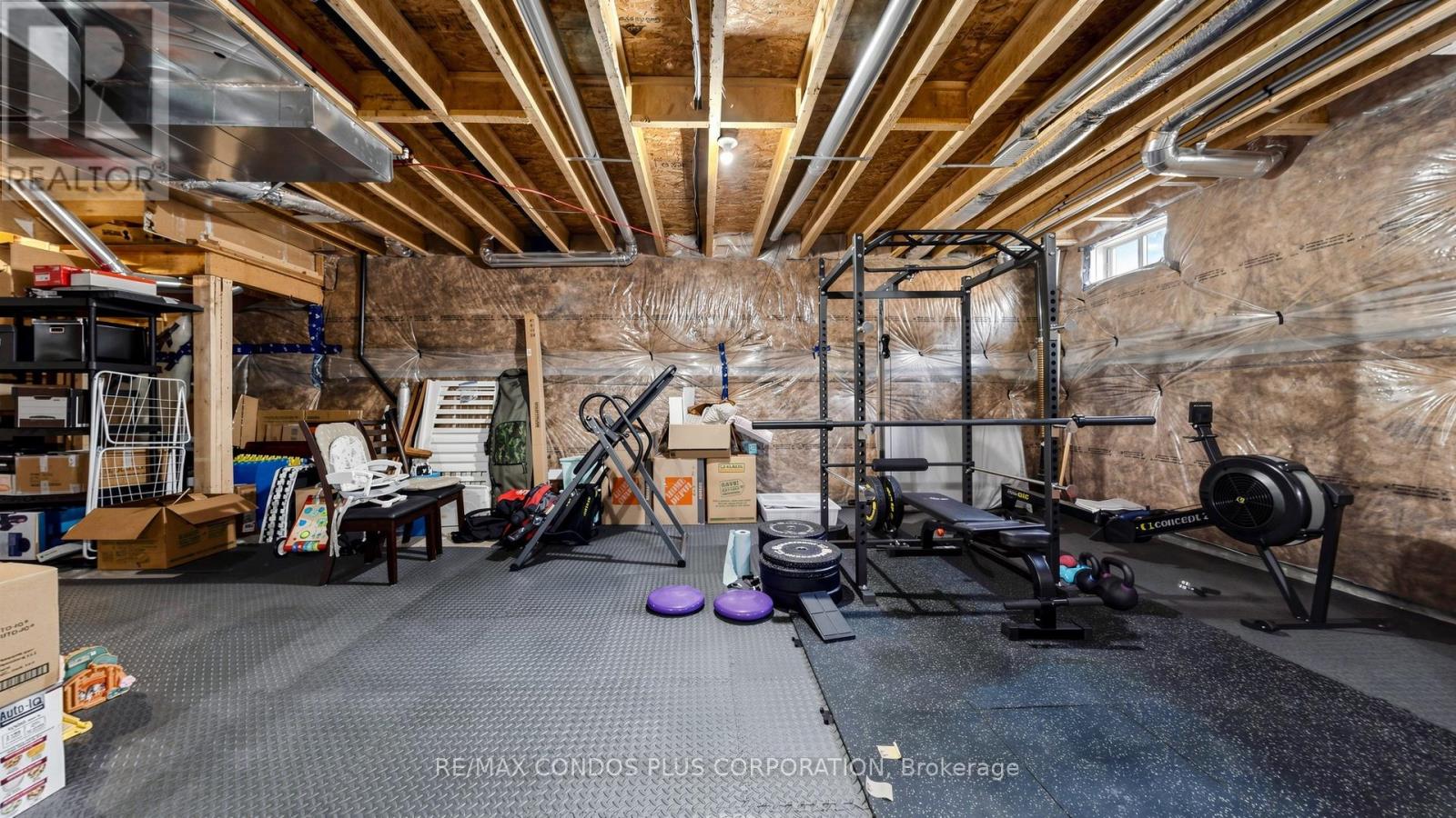 1361 Yellow Rose Circle, Oakville, Ontario  L6M 5L3 - Photo 33 - W13050008