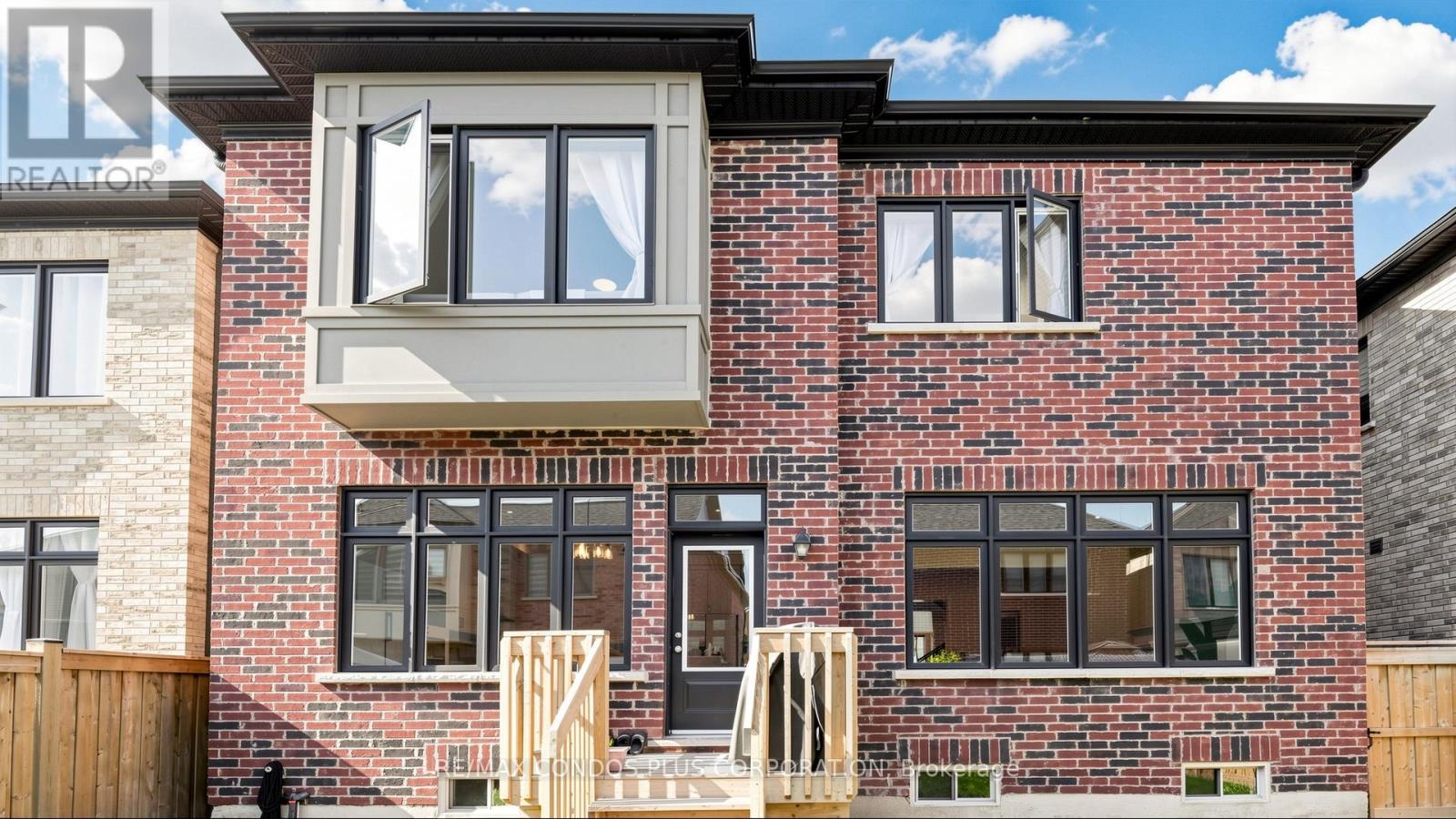 1361 Yellow Rose Circle, Oakville, Ontario  L6M 5L3 - Photo 35 - W13050008