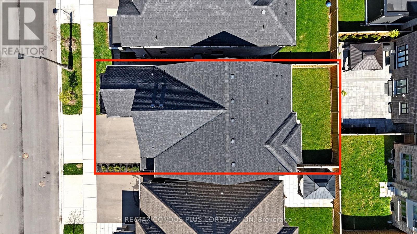 1361 Yellow Rose Circle, Oakville, Ontario  L6M 5L3 - Photo 39 - W13050008