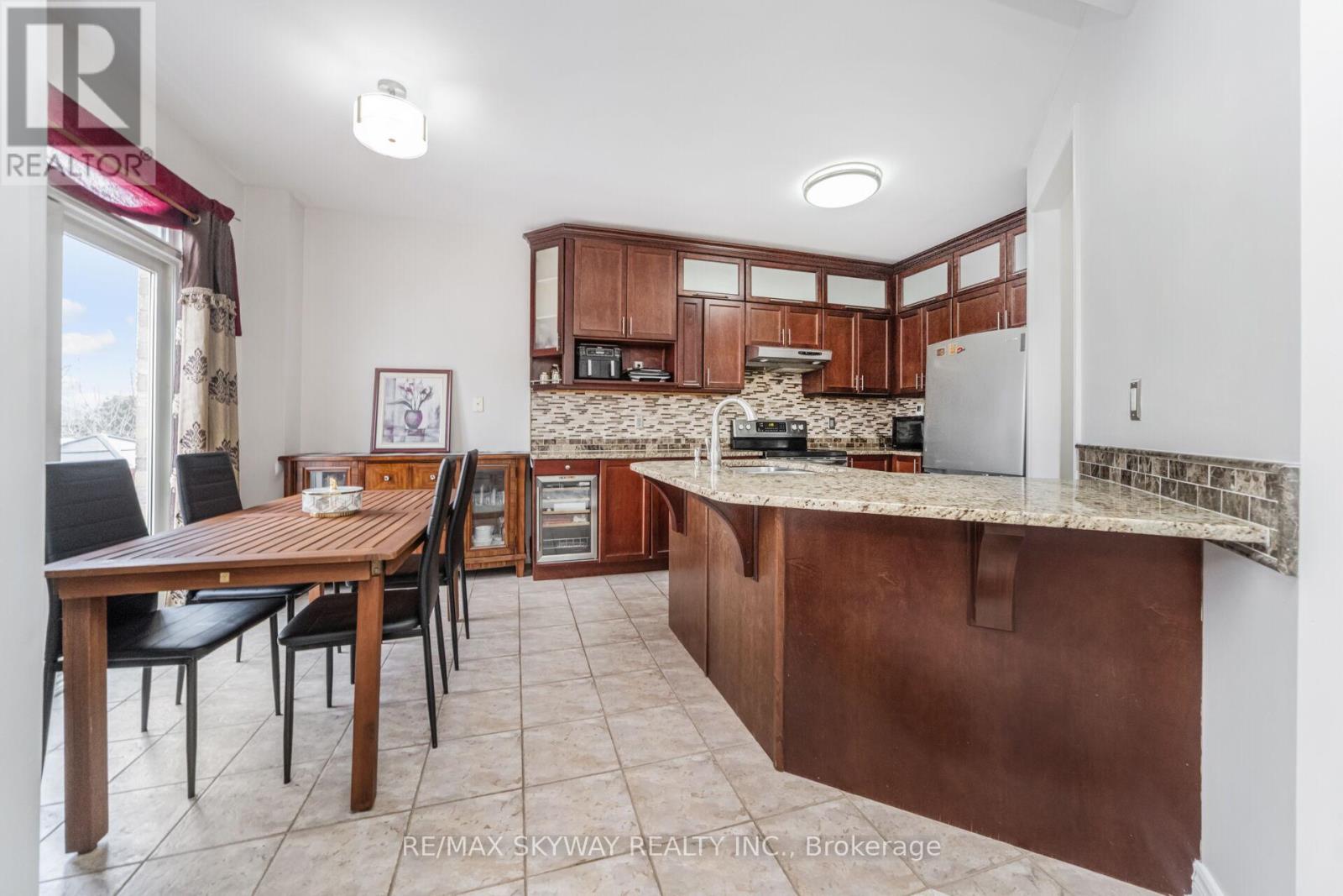 87 Ashdale Road, Brampton, Ontario  L6Y 5M9 - Photo 16 - W13050072