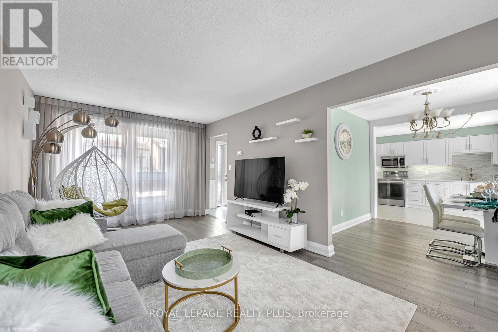 89 - 7080 Copenhagen Road, Mississauga, Ontario  L5N 2C9 - Photo 1 - W13050094