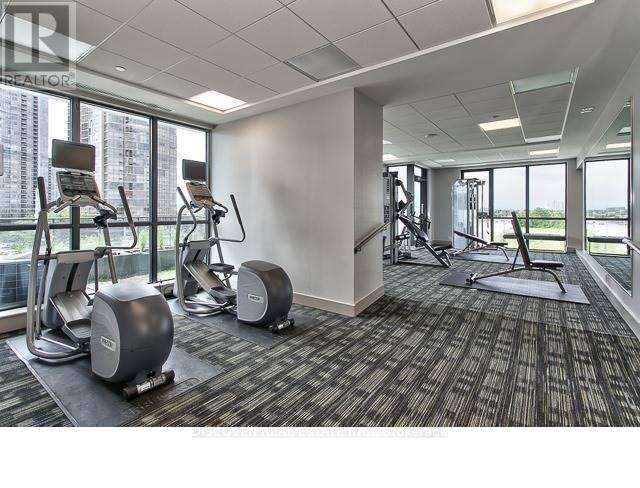 2402 - 55 Eglinton Avenue W, Mississauga, Ontario  L5R 0E4 - Photo 12 - W13050102