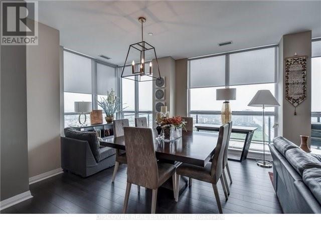 2402 - 55 Eglinton Avenue W, Mississauga, Ontario  L5R 0E4 - Photo 9 - W13050102