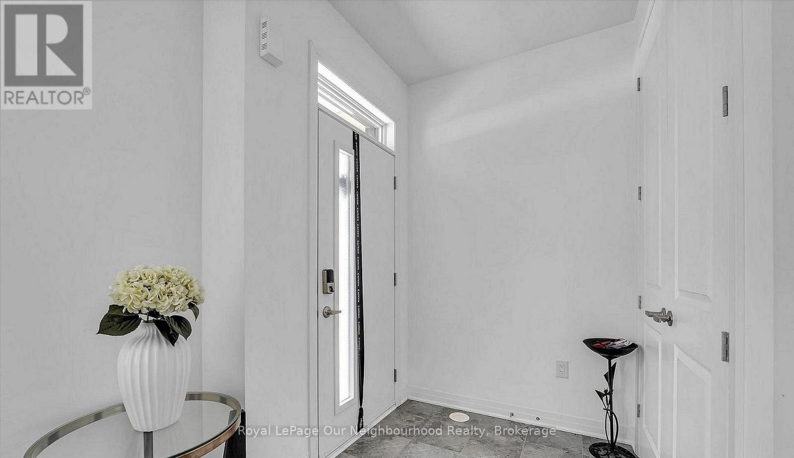 3234 Sixth Line, Oakville, Ontario  L6M 4K1 - Photo 4 - W13050142