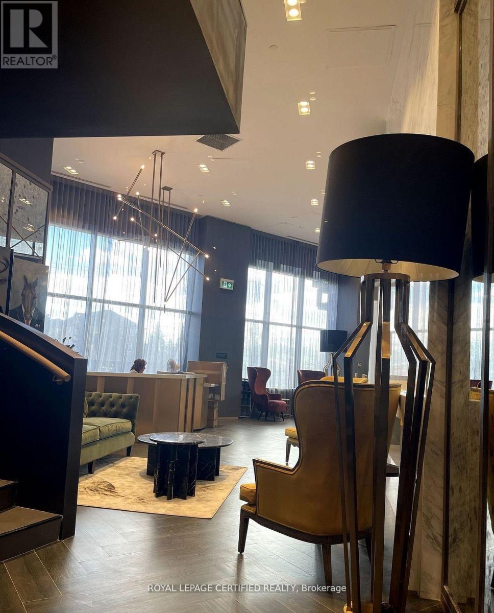 131 - 395 Dundas Street, Oakville, Ontario  L6M 5R8 - Photo 4 - W13050146