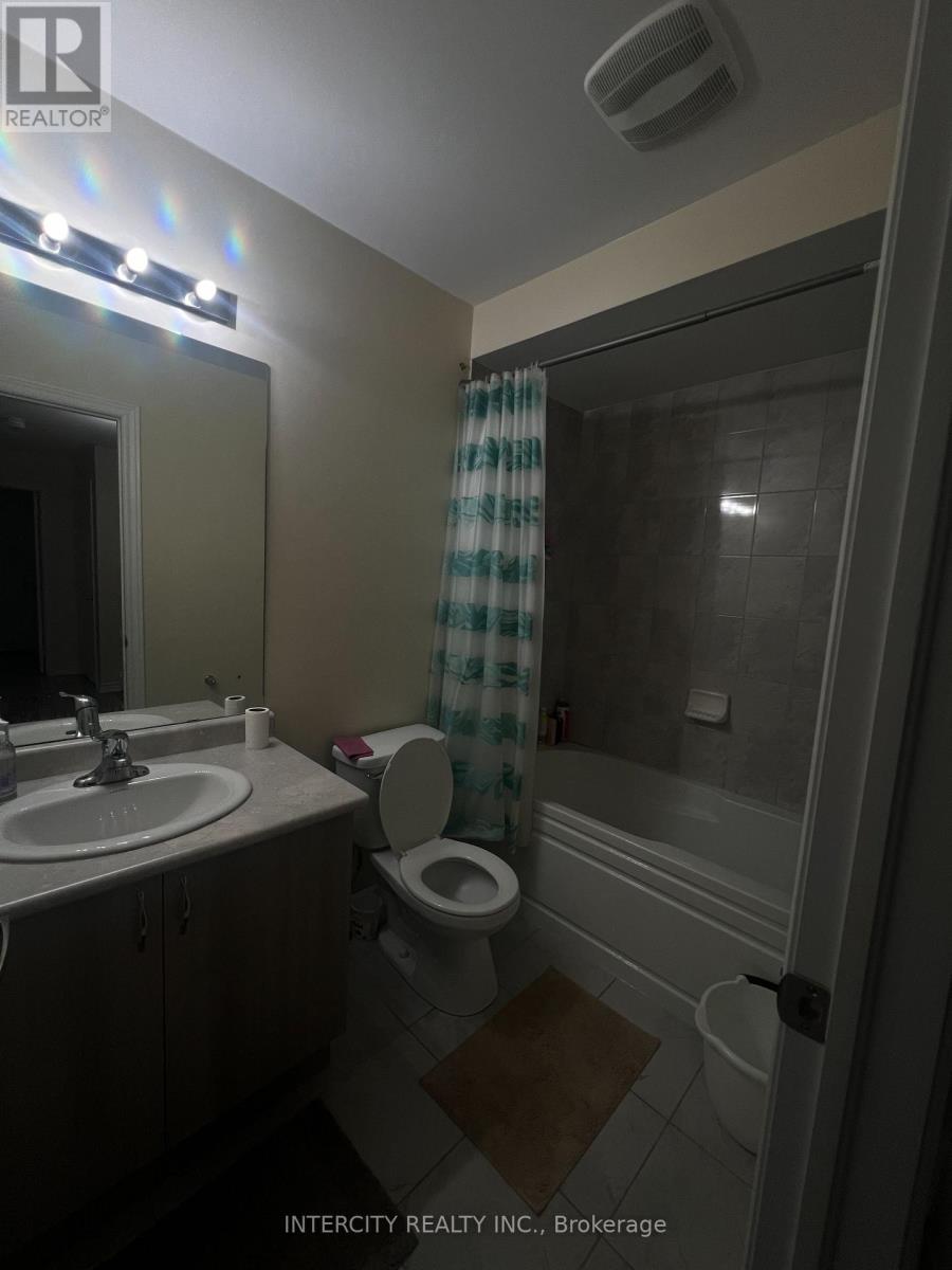 100 - 200 Veterans Drive E, Brampton, Ontario  L7A 5K7 - Photo 12 - W13050156