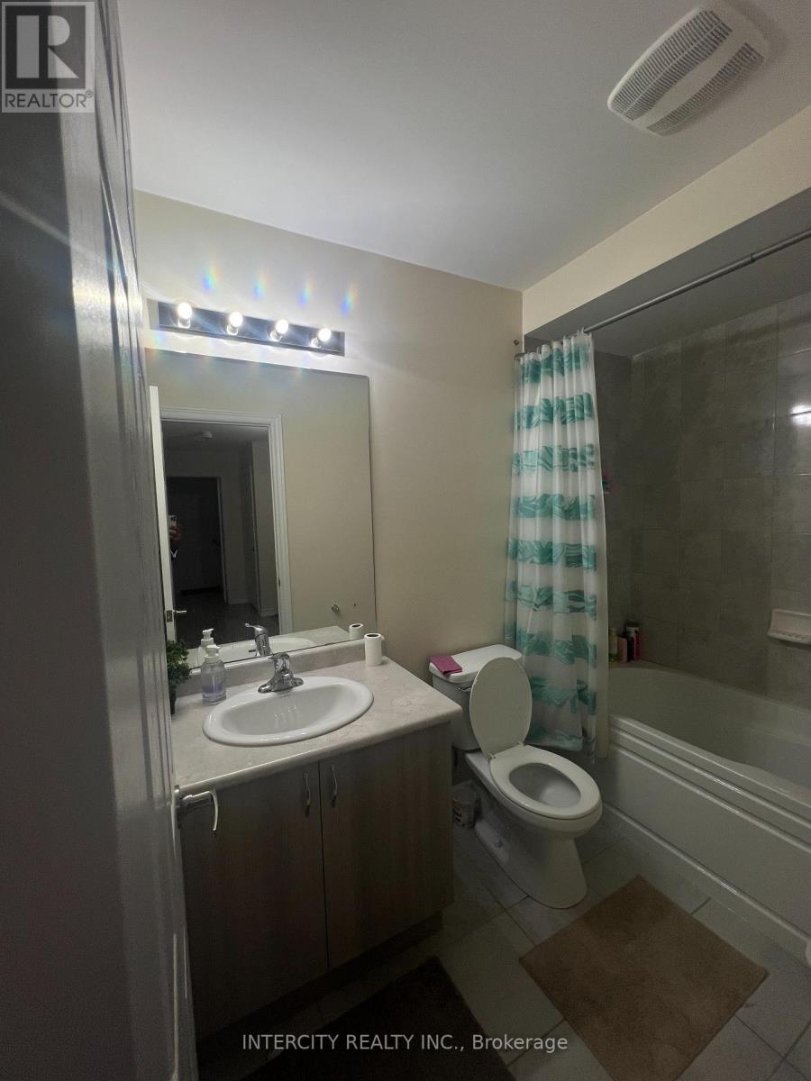 100 - 200 Veterans Drive E, Brampton, Ontario  L7A 5K7 - Photo 13 - W13050156