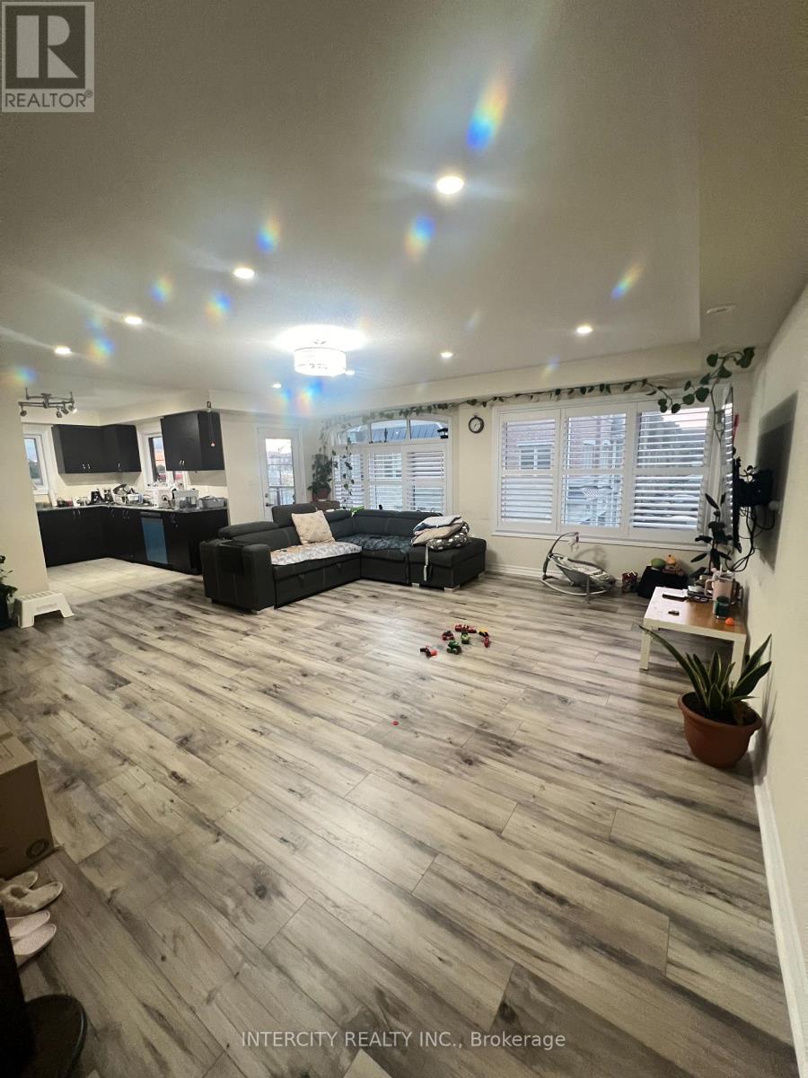 100 - 200 Veterans Drive E, Brampton, Ontario  L7A 5K7 - Photo 20 - W13050156