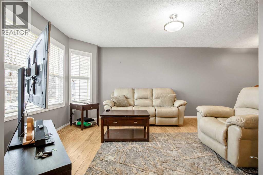 806 Prairie Sound Circle NW, High River, Alberta  T1V 2A4 - Photo 3 - A2304358