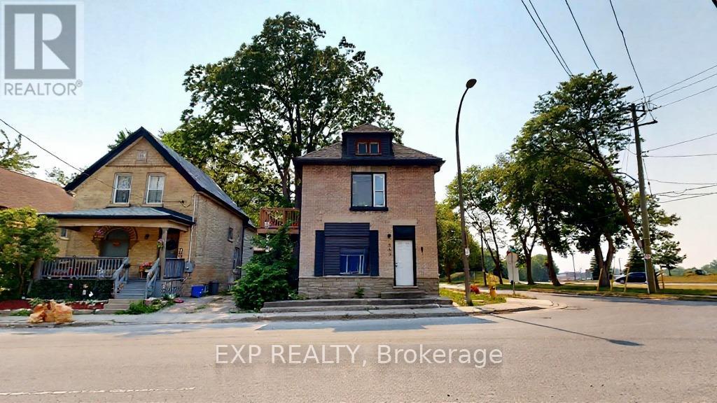 553 Quebec Street, London East, Ontario  N5W 3Y9 - Photo 1 - X13049934