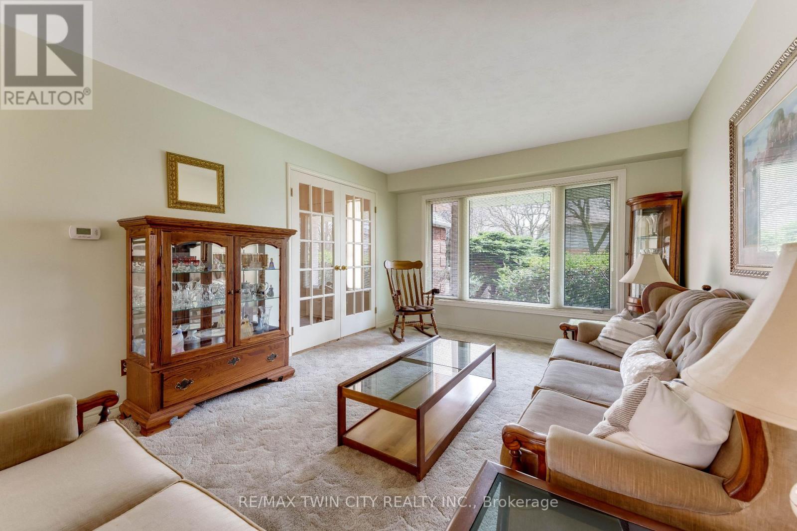 11 Darlington Place, Kitchener, Ontario  N2A 3M3 - Photo 19 - X13049988