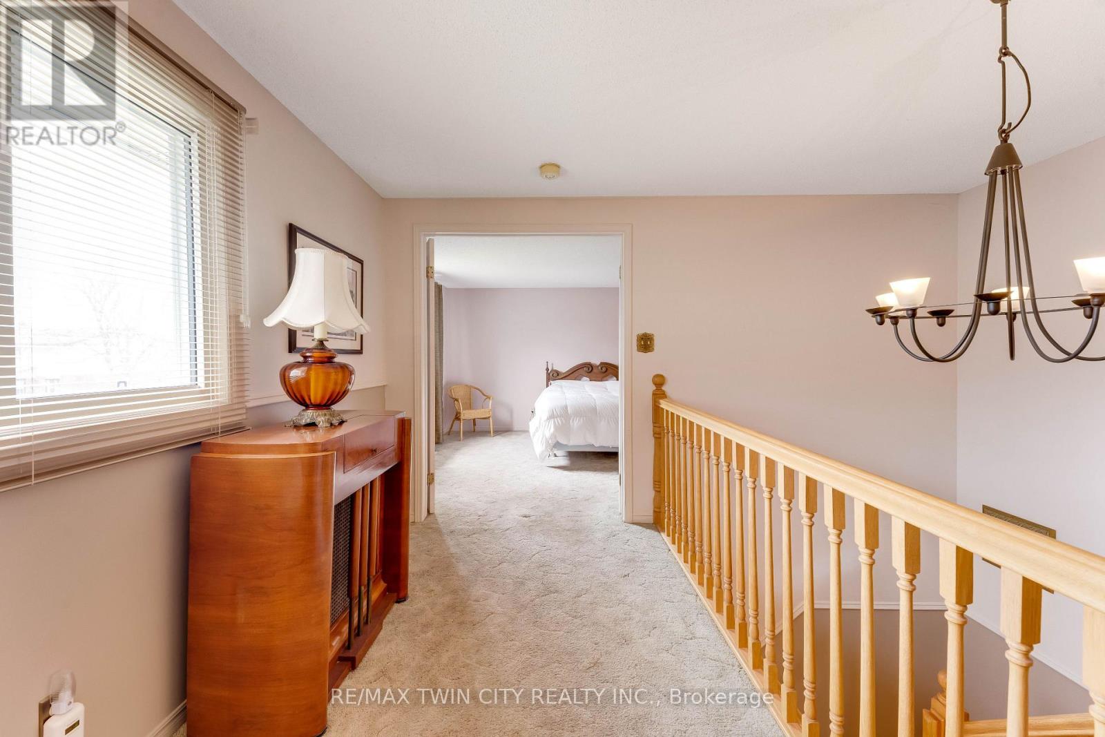 11 Darlington Place, Kitchener, Ontario  N2A 3M3 - Photo 24 - X13049988