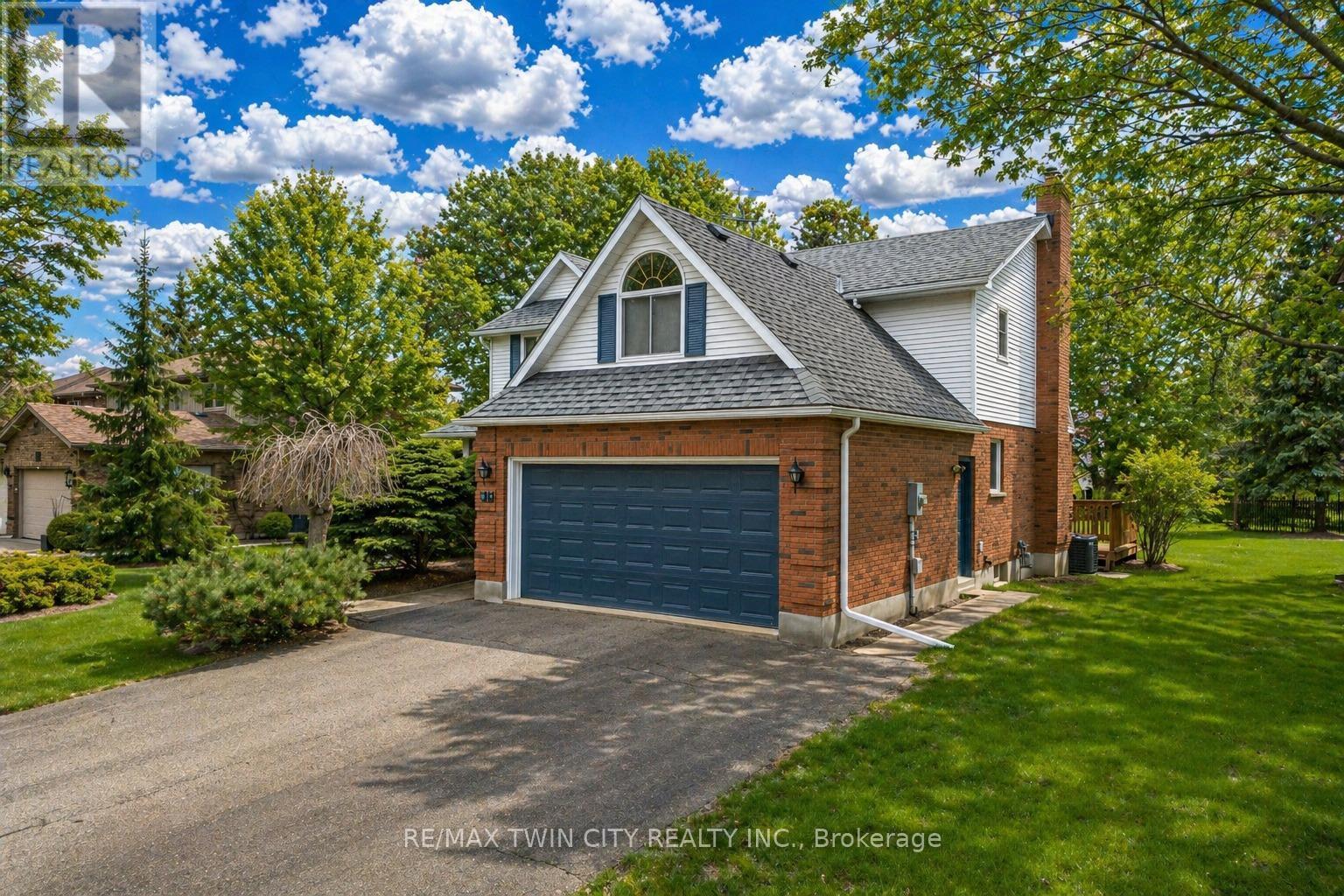 11 Darlington Place, Kitchener, Ontario  N2A 3M3 - Photo 45 - X13049988