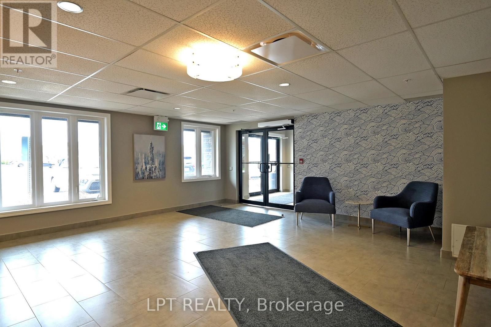 104 Summit Ridge Drive, Guelph, Ontario  N1E 0P8 - Photo 5 - X13050014