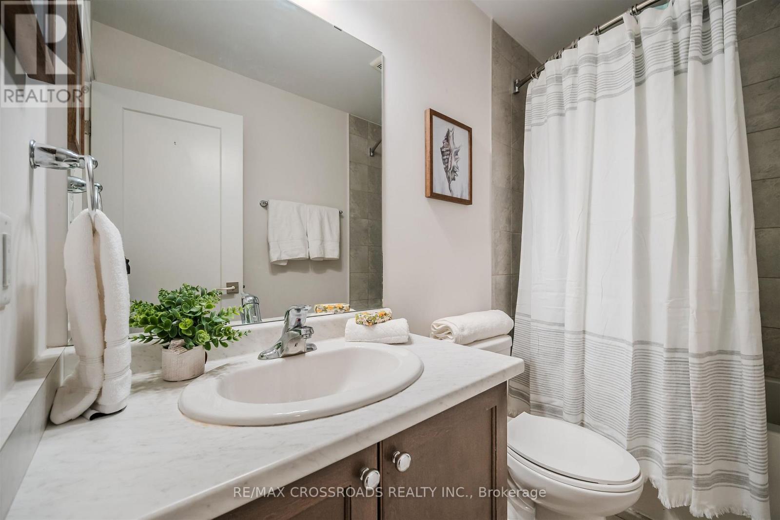 4 Near Lane, Hamilton, Ontario  L9G 0H2 - Photo 24 - X13050022