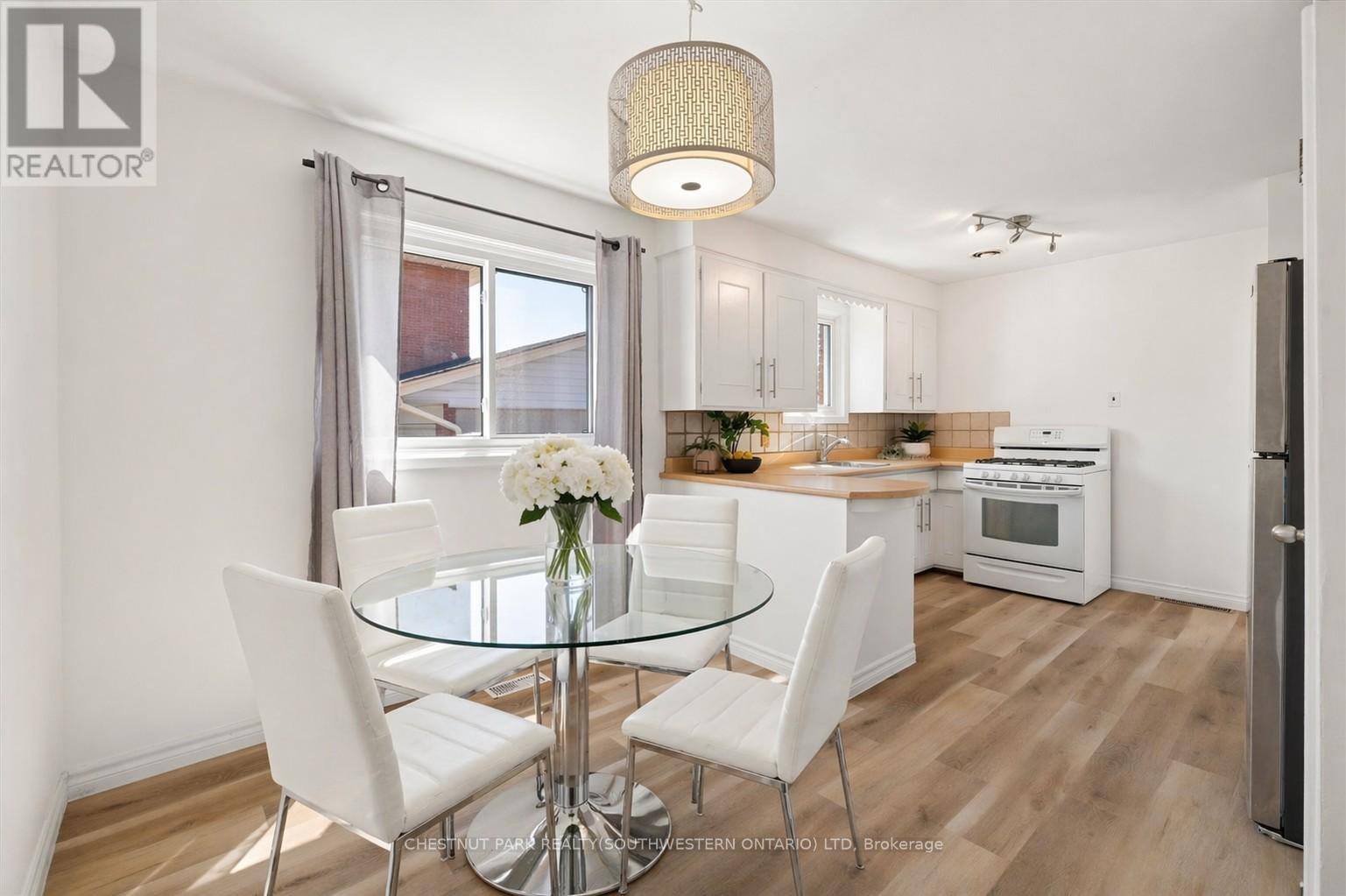 91 Wilfred Avenue, Kitchener, Ontario  N2A 1W9 - Photo 10 - X13050032