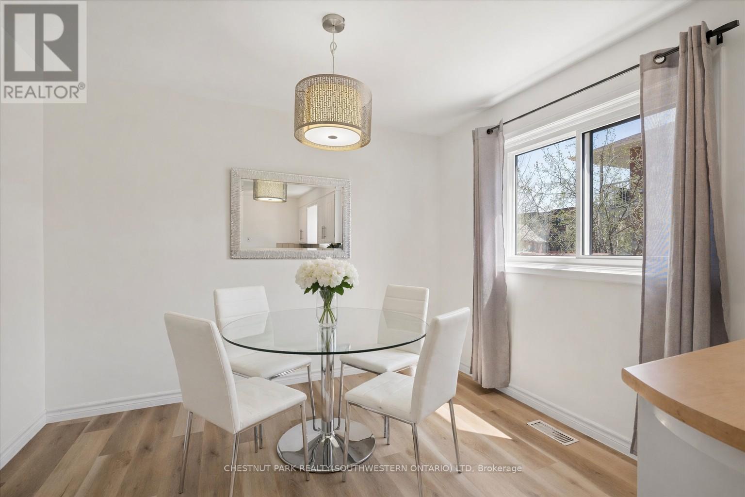 91 Wilfred Avenue, Kitchener, Ontario  N2A 1W9 - Photo 12 - X13050032