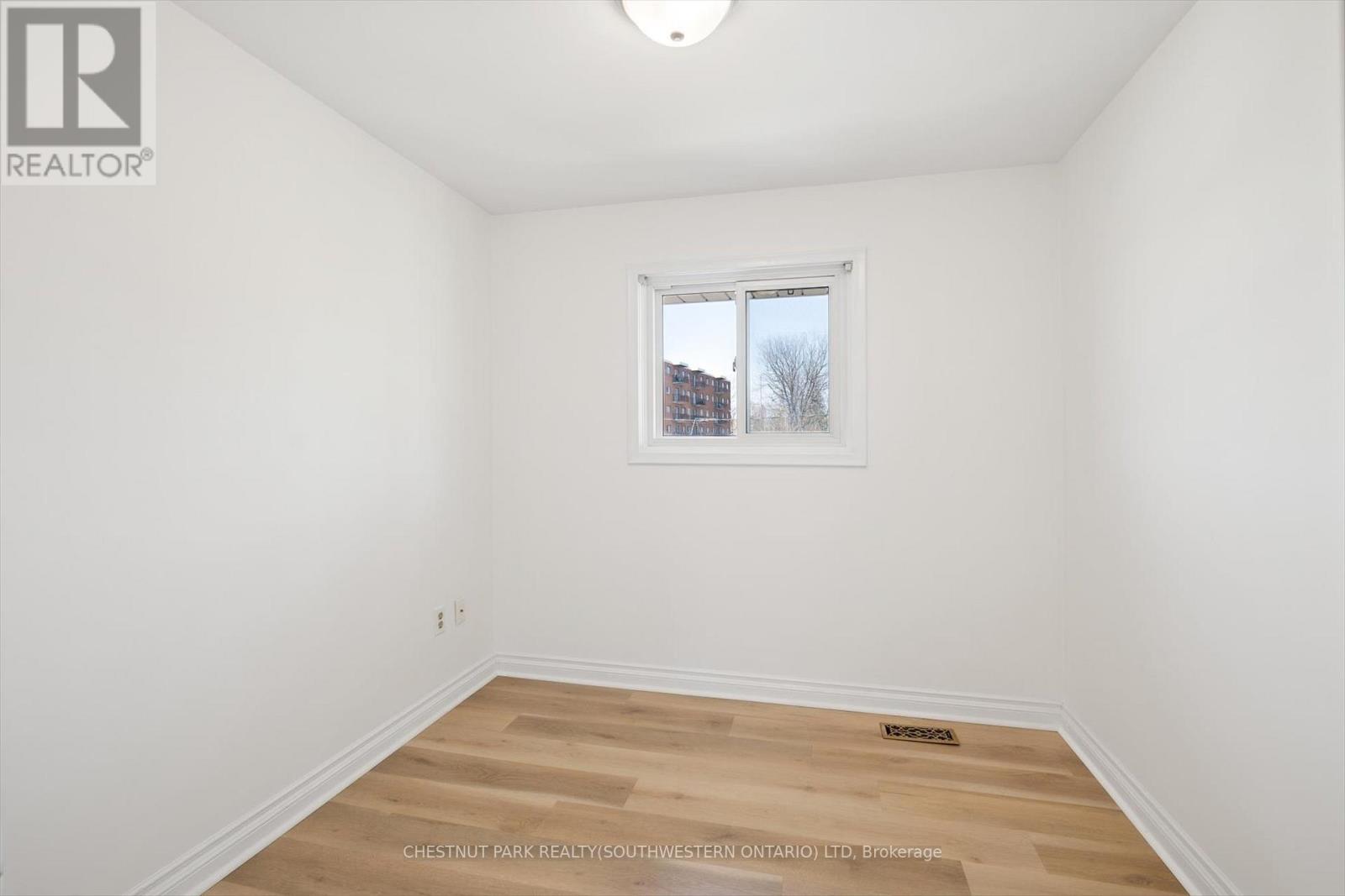 91 Wilfred Avenue, Kitchener, Ontario  N2A 1W9 - Photo 18 - X13050032