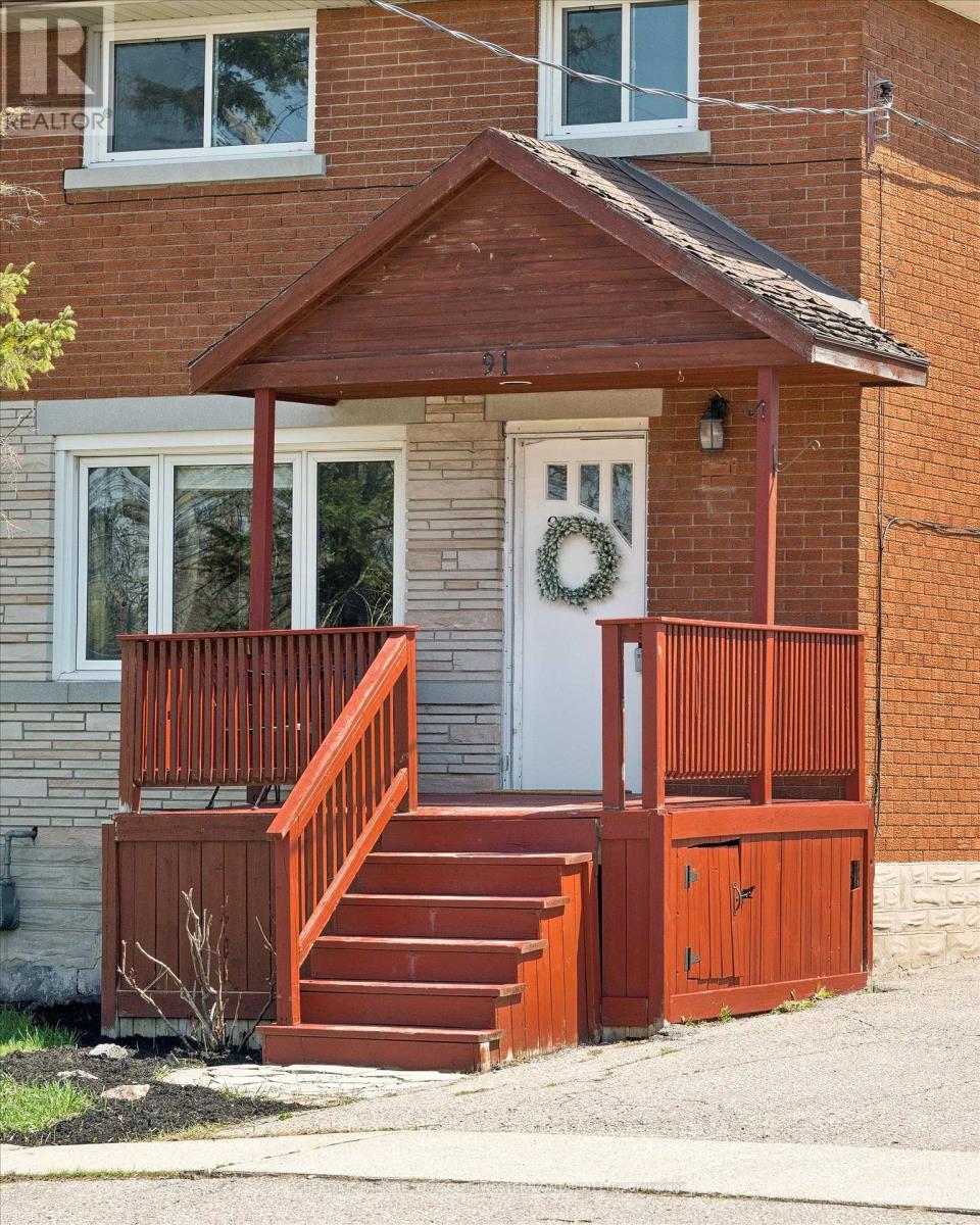 91 Wilfred Avenue, Kitchener, Ontario  N2A 1W9 - Photo 2 - X13050032