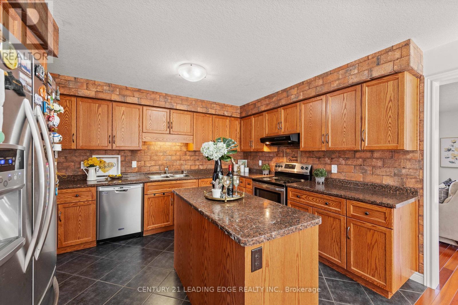 47 Oakes Crescent, Guelph, Ontario  N1E 0J6 - Photo 12 - X13050116