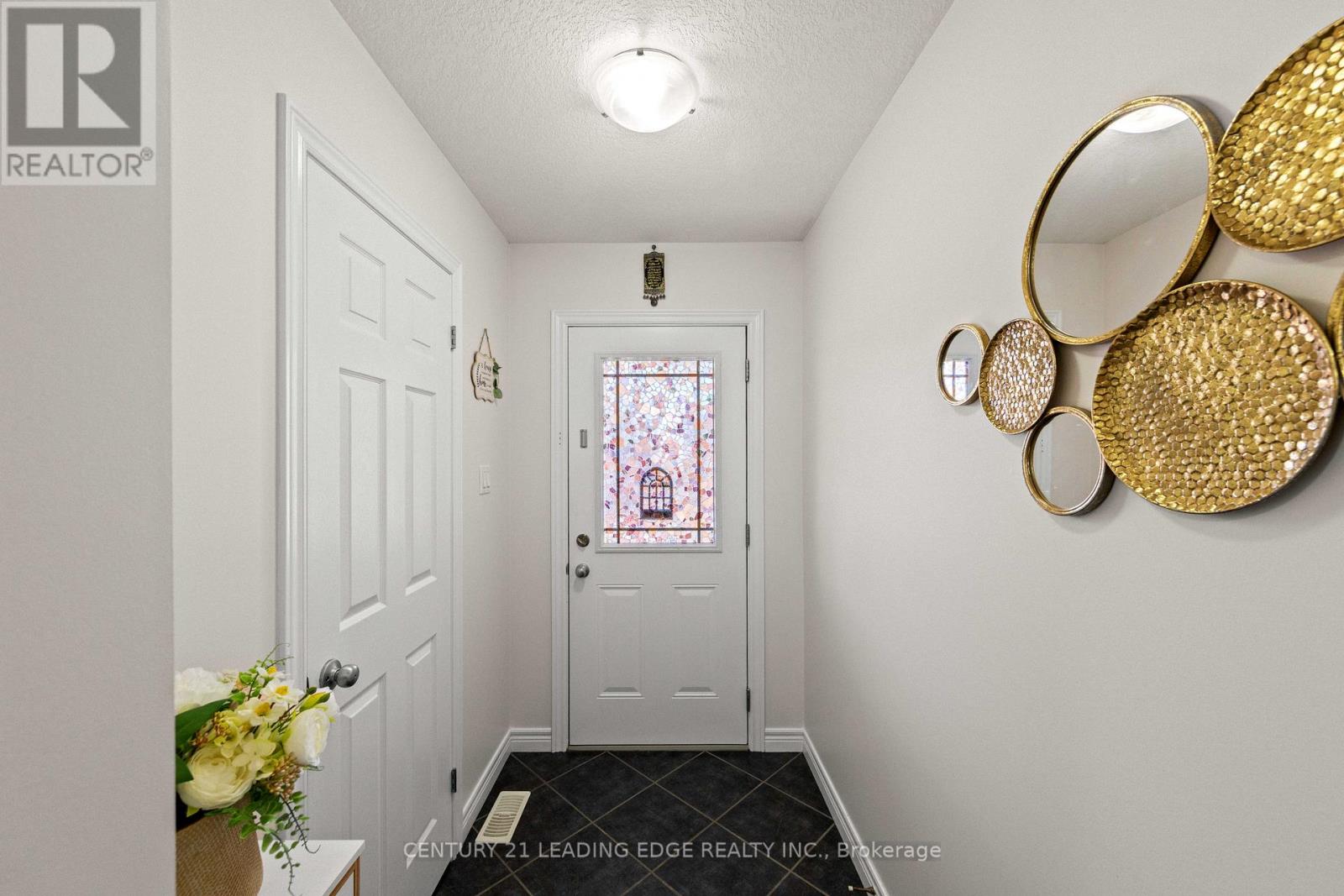 47 Oakes Crescent, Guelph, Ontario  N1E 0J6 - Photo 9 - X13050116