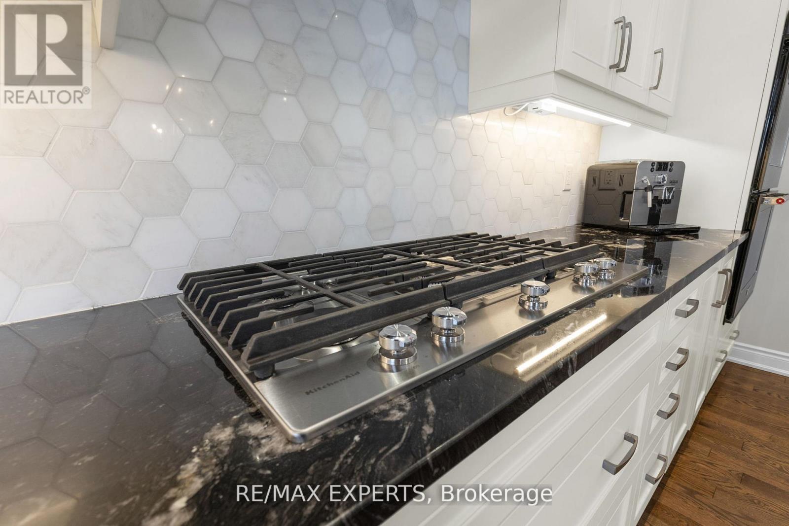 24 Mckay Avenue, New Tecumseth, Ontario  L0G 1W0 - Photo 17 - N12963750