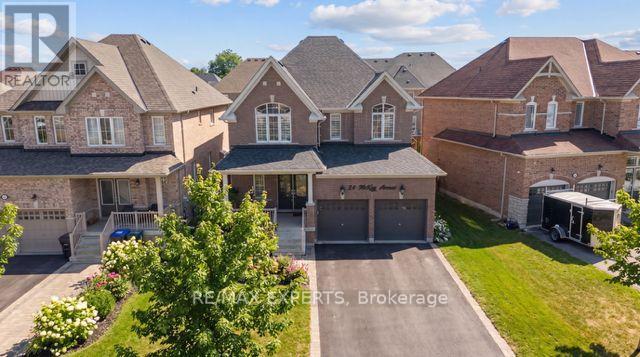 24 Mckay Avenue, New Tecumseth, Ontario  L0G 1W0 - Photo 3 - N12963750