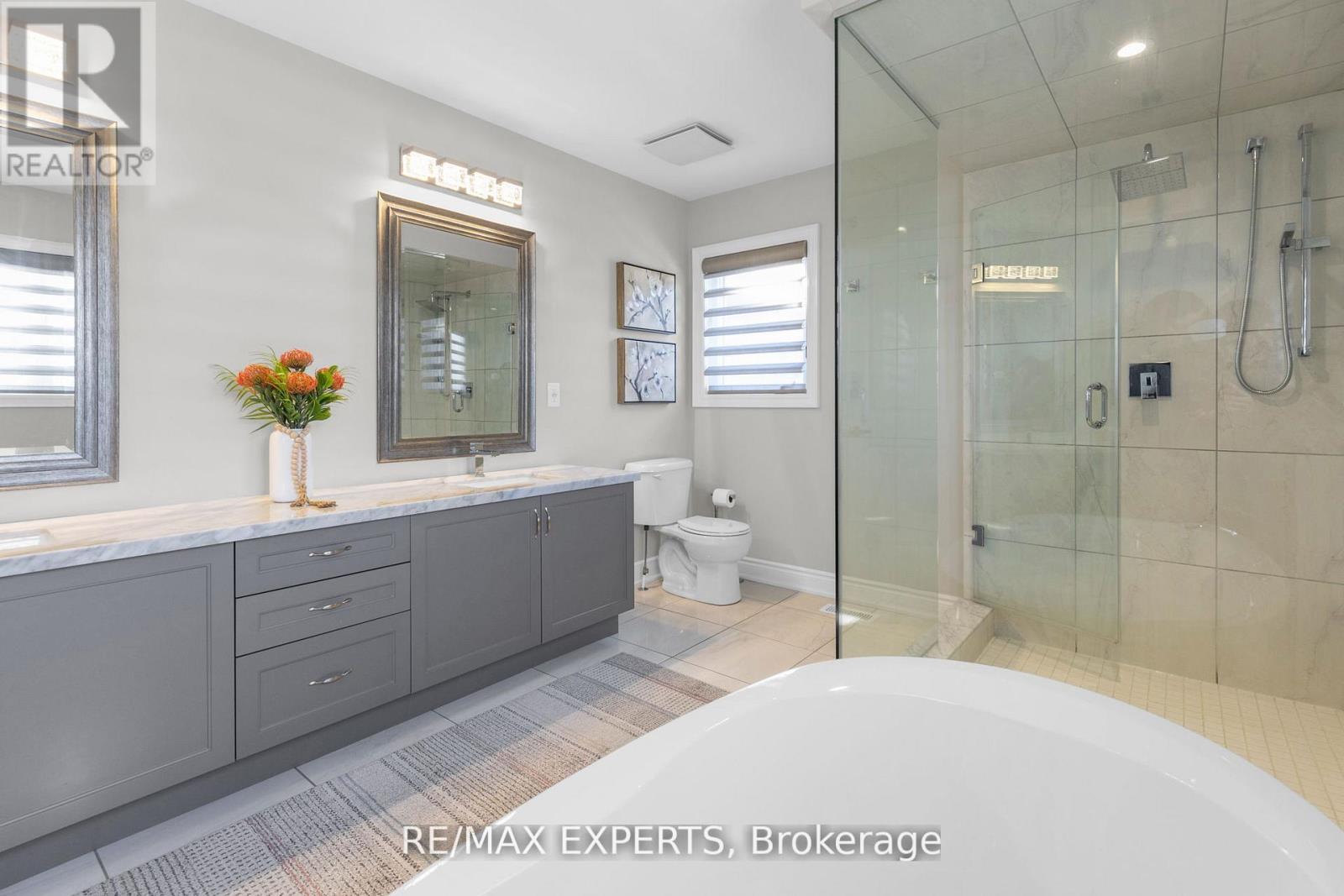 24 Mckay Avenue, New Tecumseth, Ontario  L0G 1W0 - Photo 33 - N12963750