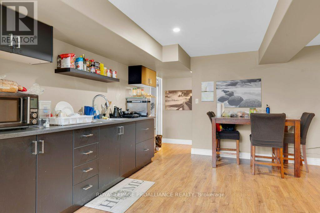 24 Freedom Crescent, Quinte West, Ontario  K8V 0C1 - Photo 20 - X13048950