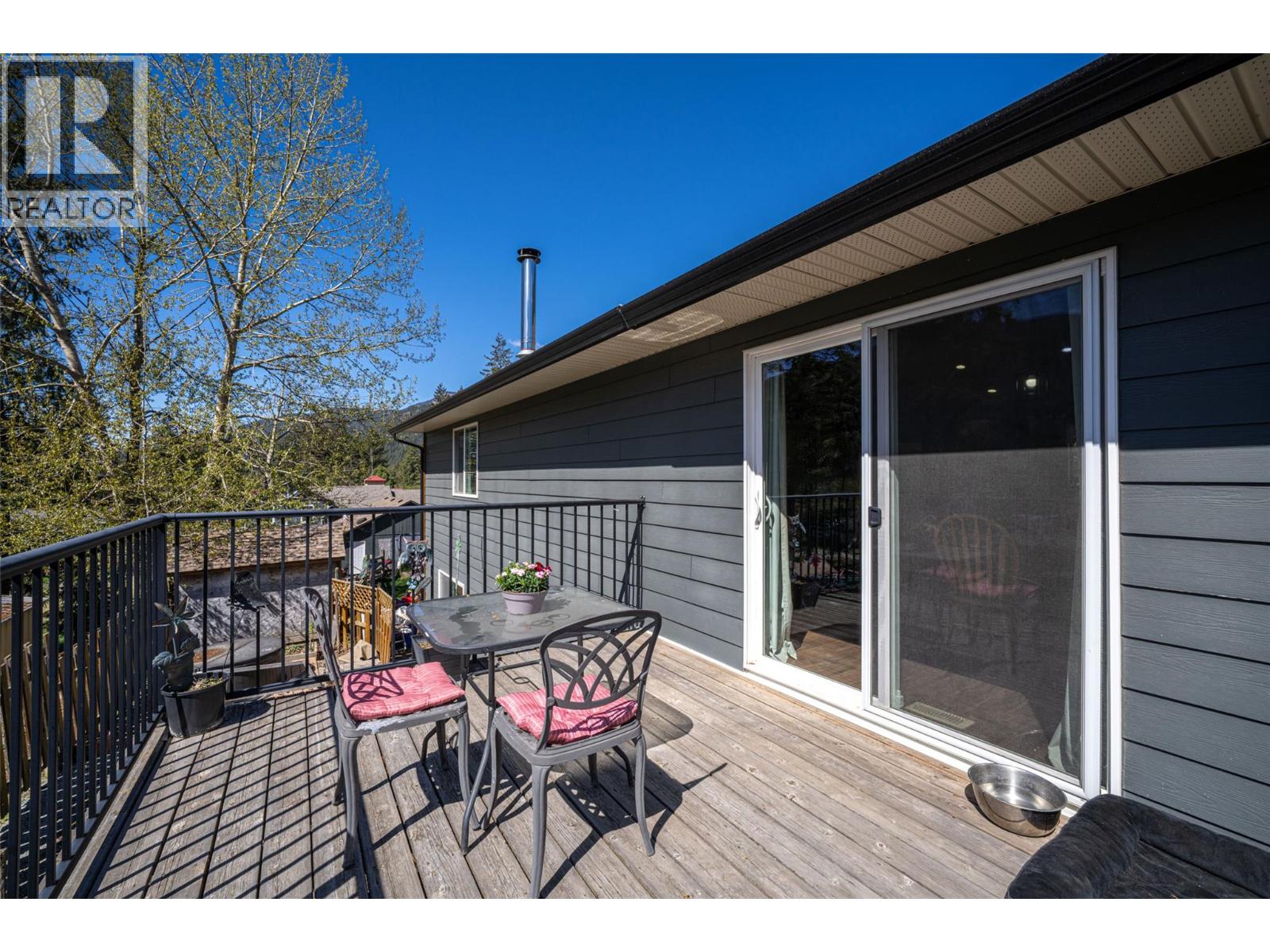 5654 Lynes Road, Falkland, British Columbia  V0E 1W0 - Photo 36 - 10384832