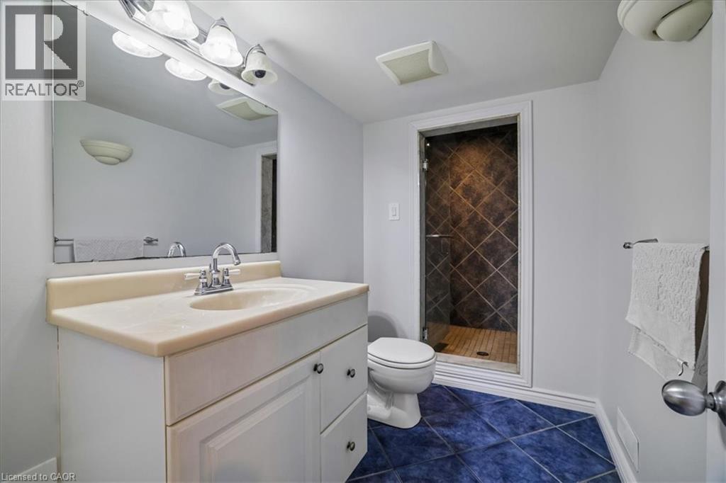 2208 Melissa Crescent, Burlington, Ontario  L7P 4J7 - Photo 41 - 40821093