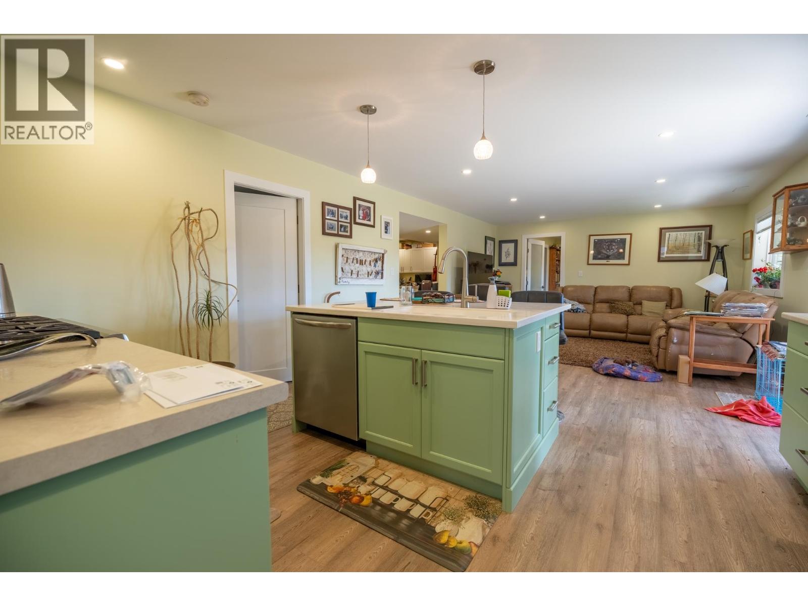 2077 Sommerville Road, Prince George, British Columbia  V2N 6T6 - Photo 12 - R3116304