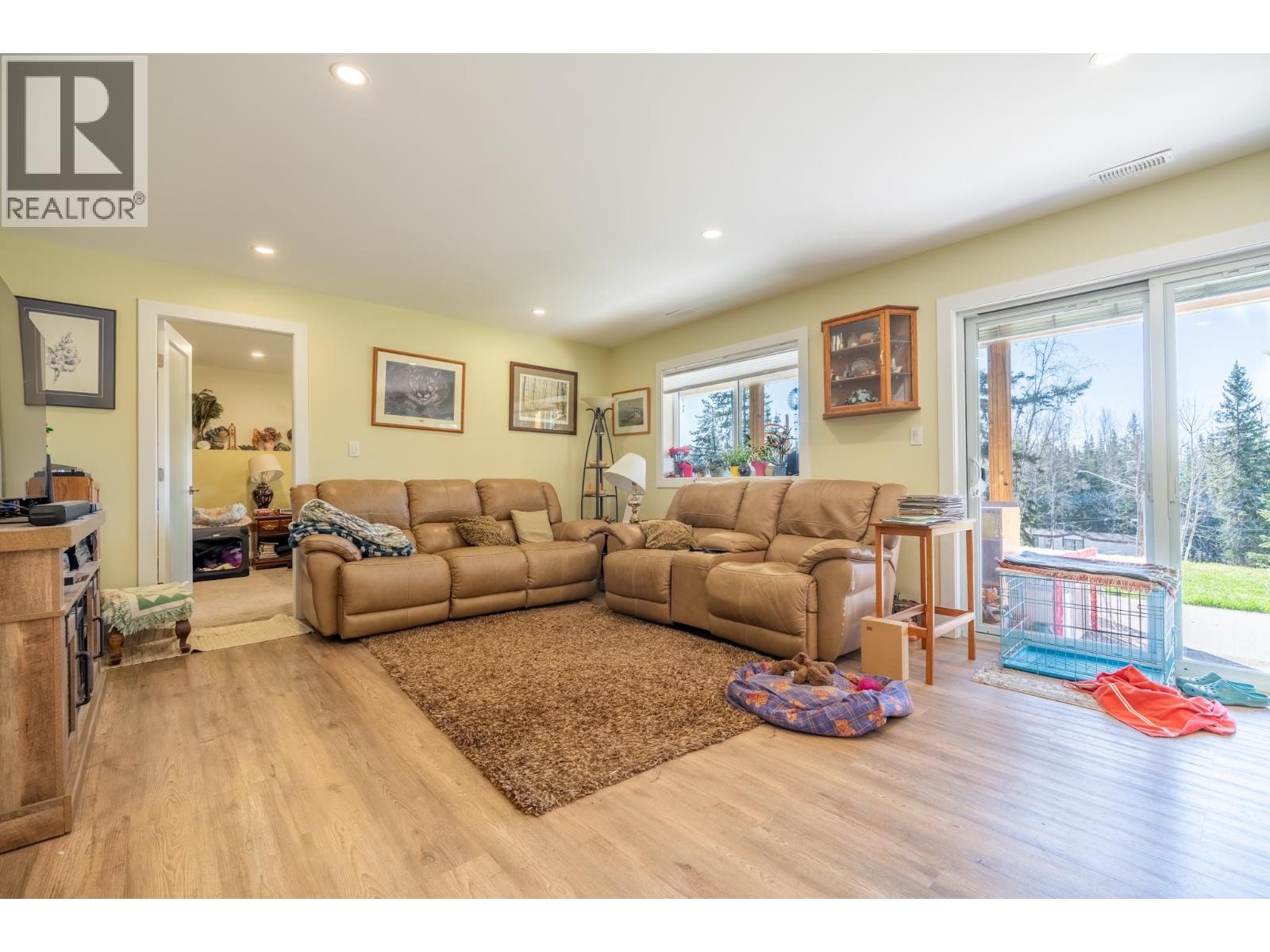 2077 Sommerville Road, Prince George, British Columbia  V2N 6T6 - Photo 8 - R3116304