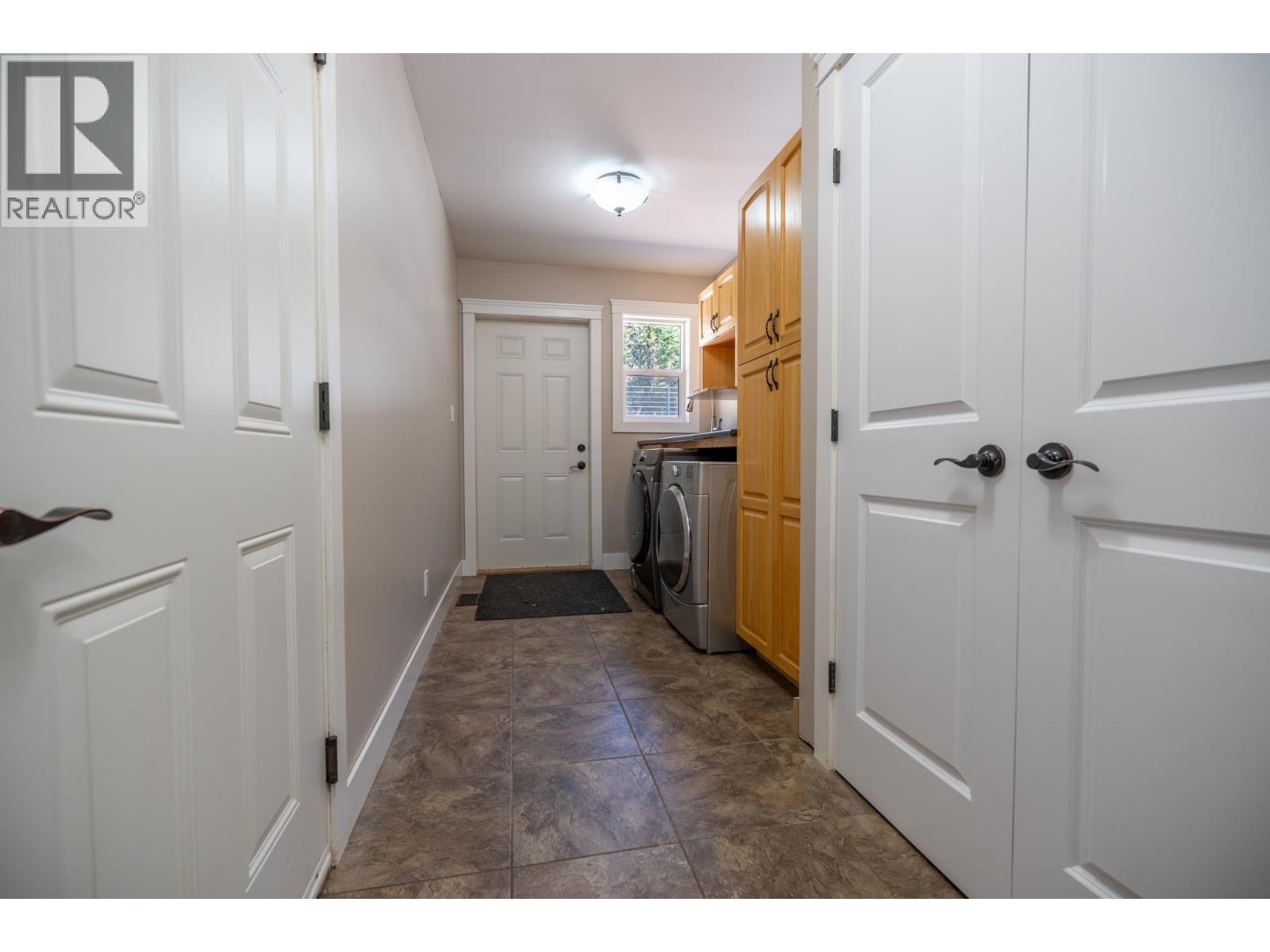 2077 Sommerville Road, Prince George, British Columbia  V2N 6T6 - Photo 32 - R3116304