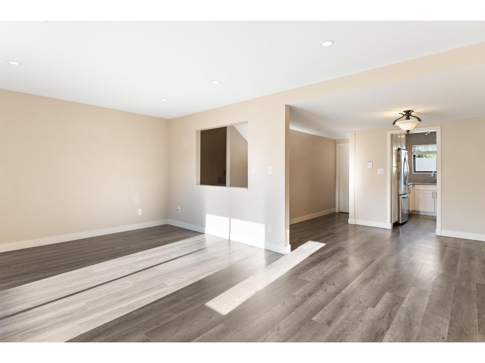 105 9264 122 Street, Surrey, British Columbia  V3V 4L5 - Photo 8 - R3116202