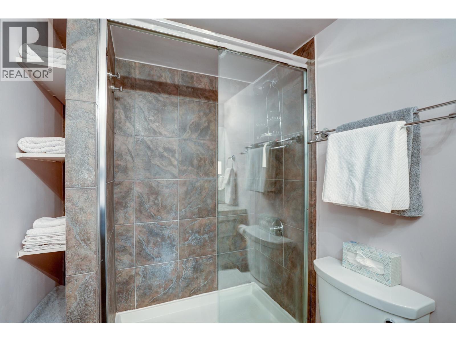 2208 1251 Cardero Street, Vancouver, British Columbia  V6G 2H9 - Photo 8 - R3032886