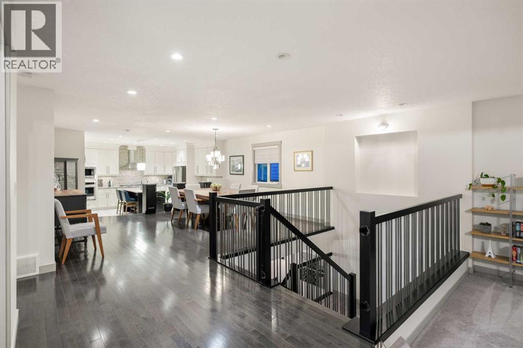 127 Lake Placid Close SE, Calgary, Alberta  T2J 5A5 - Photo 3 - A2301674