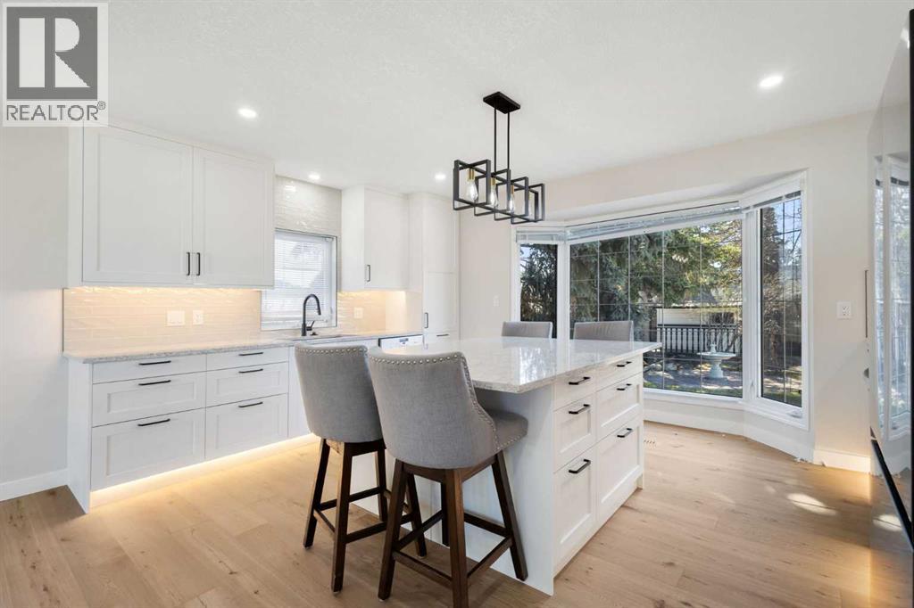 811 Seattle Drive SW, Calgary, Alberta  T2W 0M9 - Photo 5 - A2304033