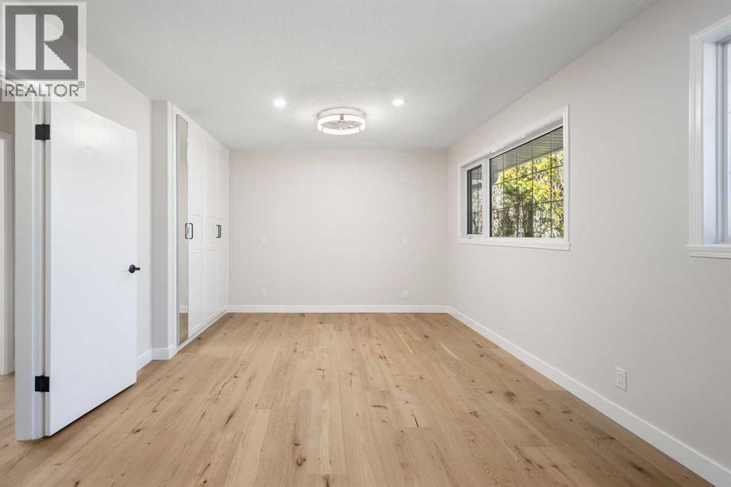 811 Seattle Drive SW, Calgary, Alberta  T2W 0M9 - Photo 11 - A2304033