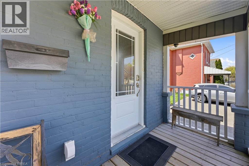 65 Ontario Street, Brantford, Ontario  N3S 2B8 - Photo 8 - 40823947