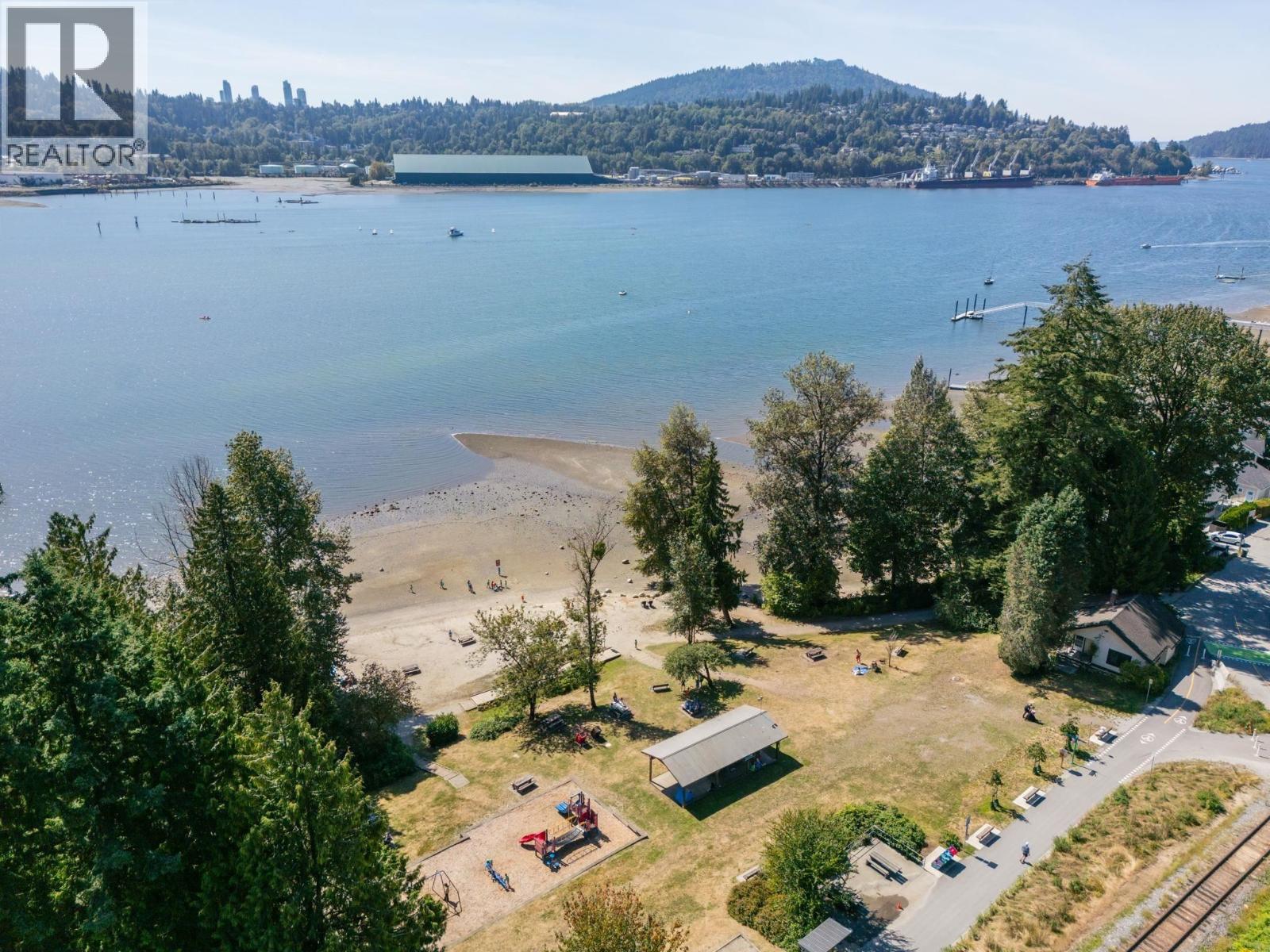 642 Foresthill Place, Port Moody, British Columbia  V3H 4B7 - Photo 12 - R3116289