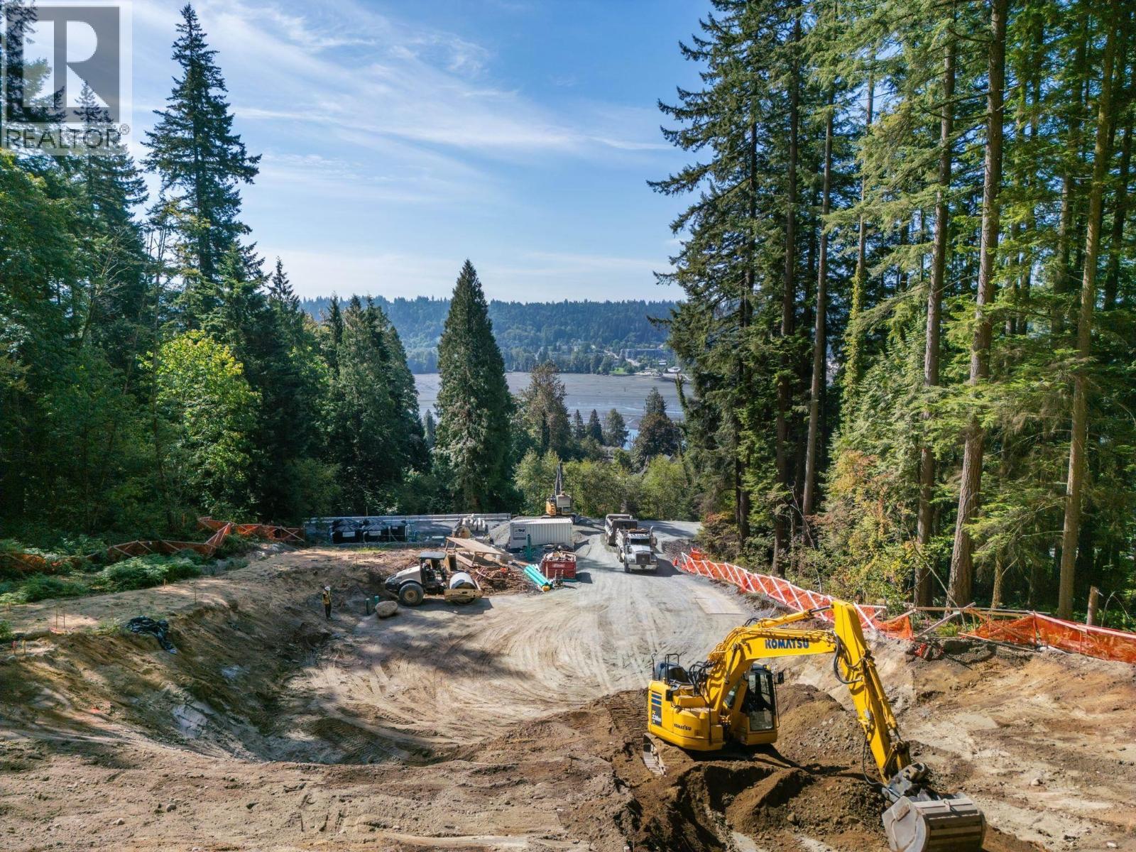 630 Foresthill Place, Port Moody, British Columbia  V3H 4B7 - Photo 5 - R3116297