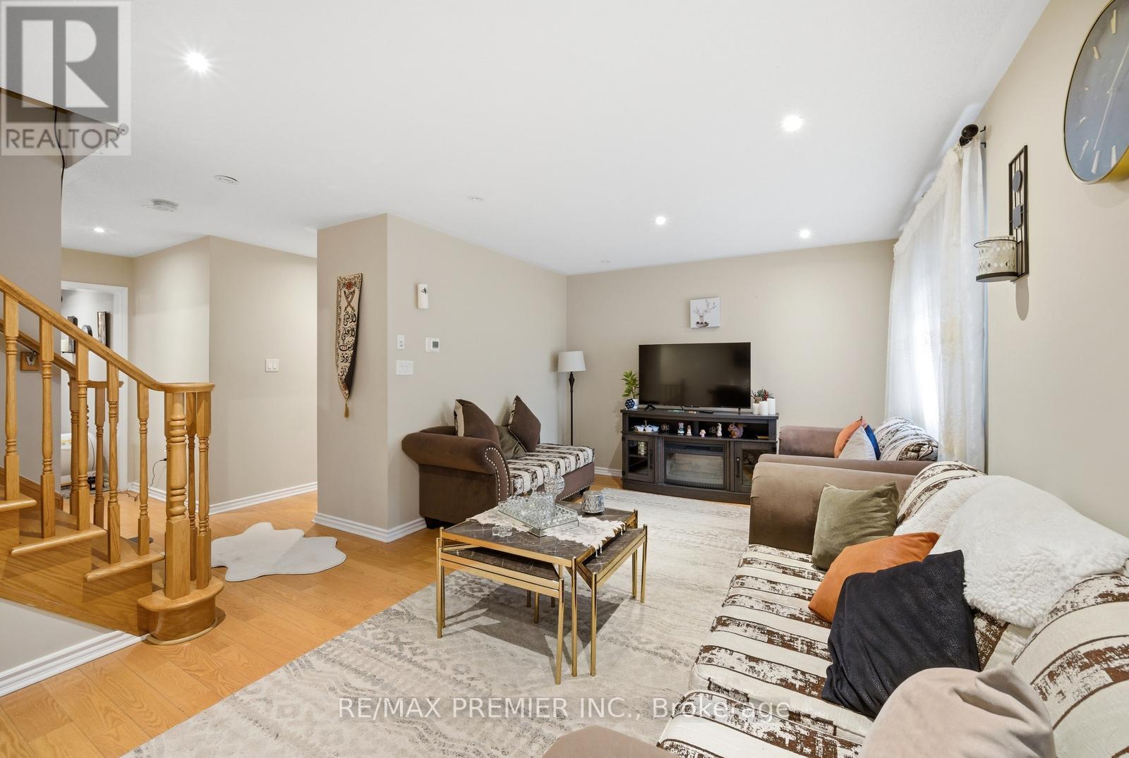 922 Hepburn Road, Milton, Ontario  L9T 0L6 - Photo 15 - W13048538