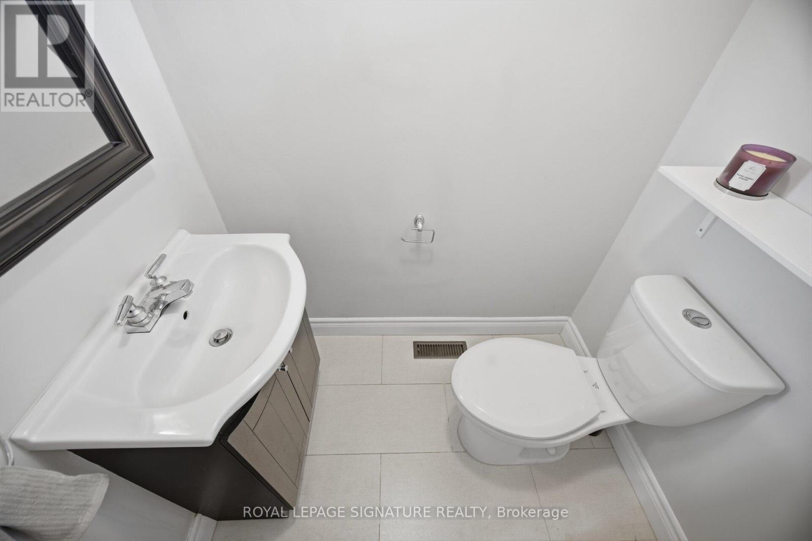 145 - 400 Mississauga Valley Boulevard, Mississauga, Ontario  L5A 3N6 - Photo 8 - W13049126