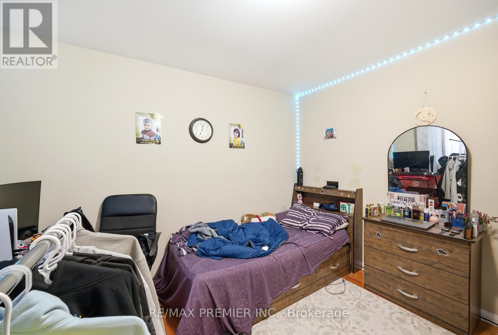 922 Hepburn Road, Milton, Ontario  L9T 0L6 - Photo 27 - W13048538