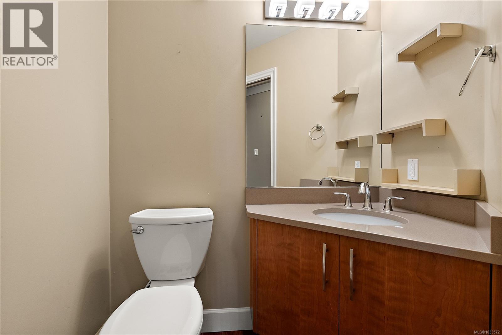 1 9675 First St, Sidney, British Columbia  V8L 3C8 - Photo 18 - 1033572